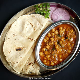 Chapathi (3 pcs) with Channa Masala
